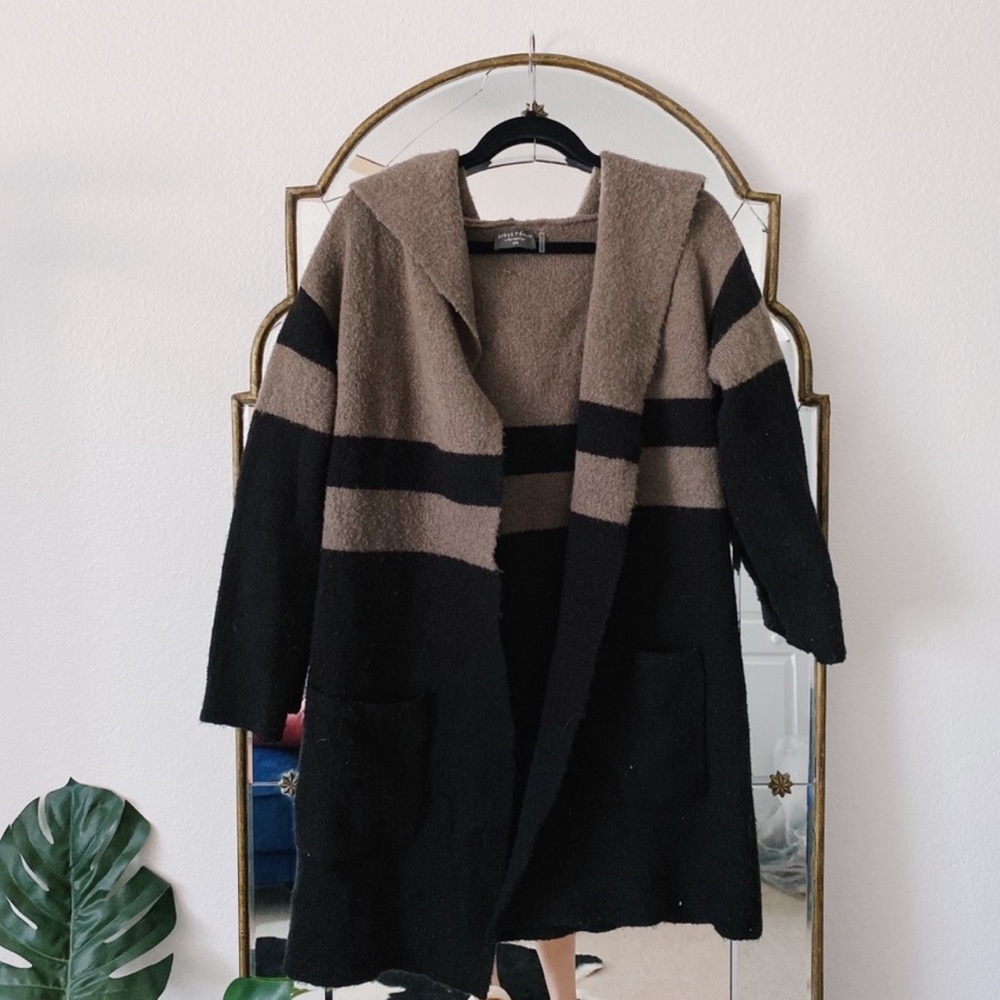 Dress forum black tan hooded soft knit cardigan • Size S